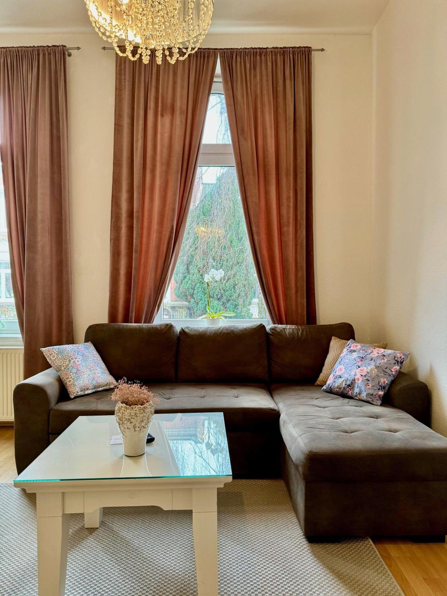 Wohnung Am Schlossgarten Шверін Екстер'єр фото